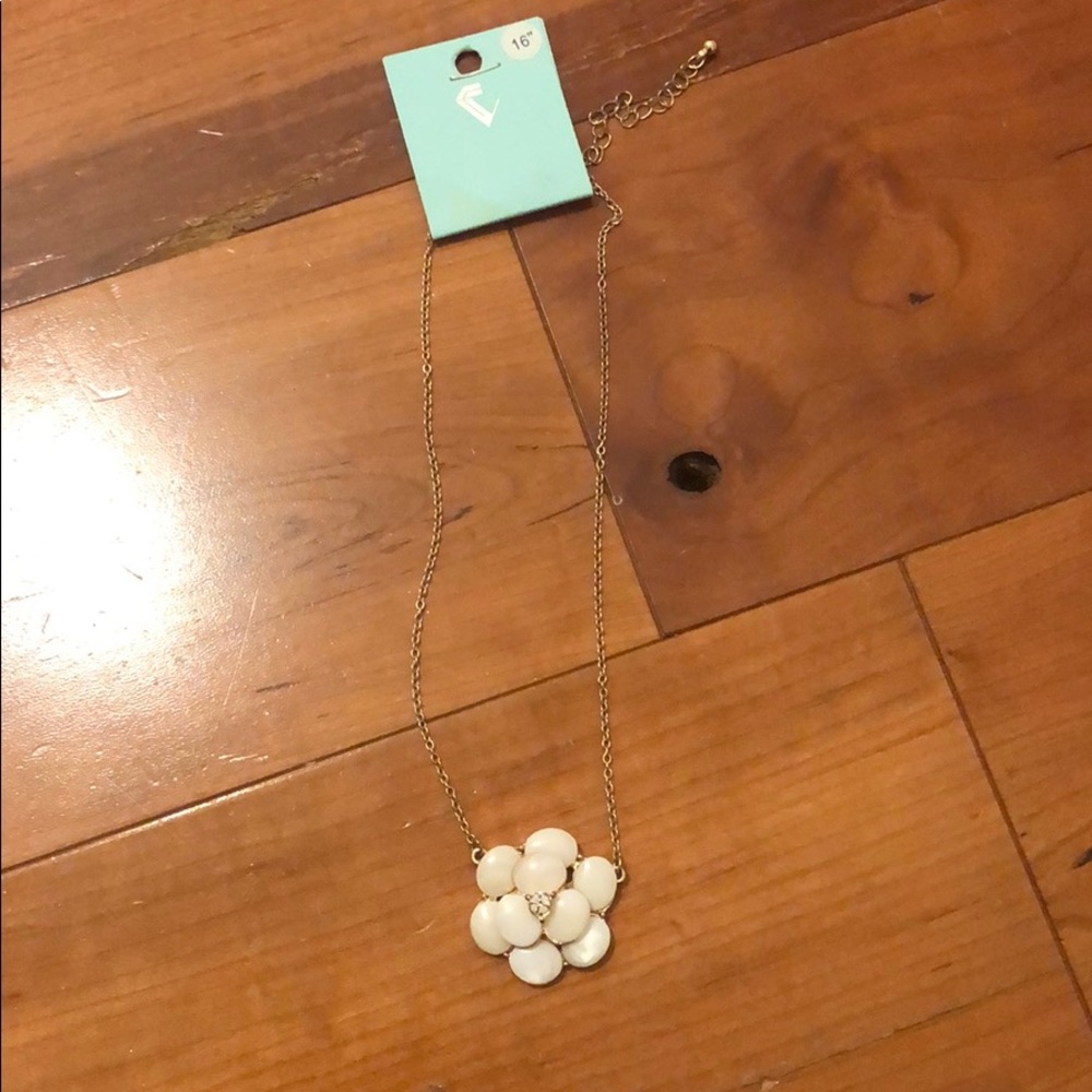 Flower necklace